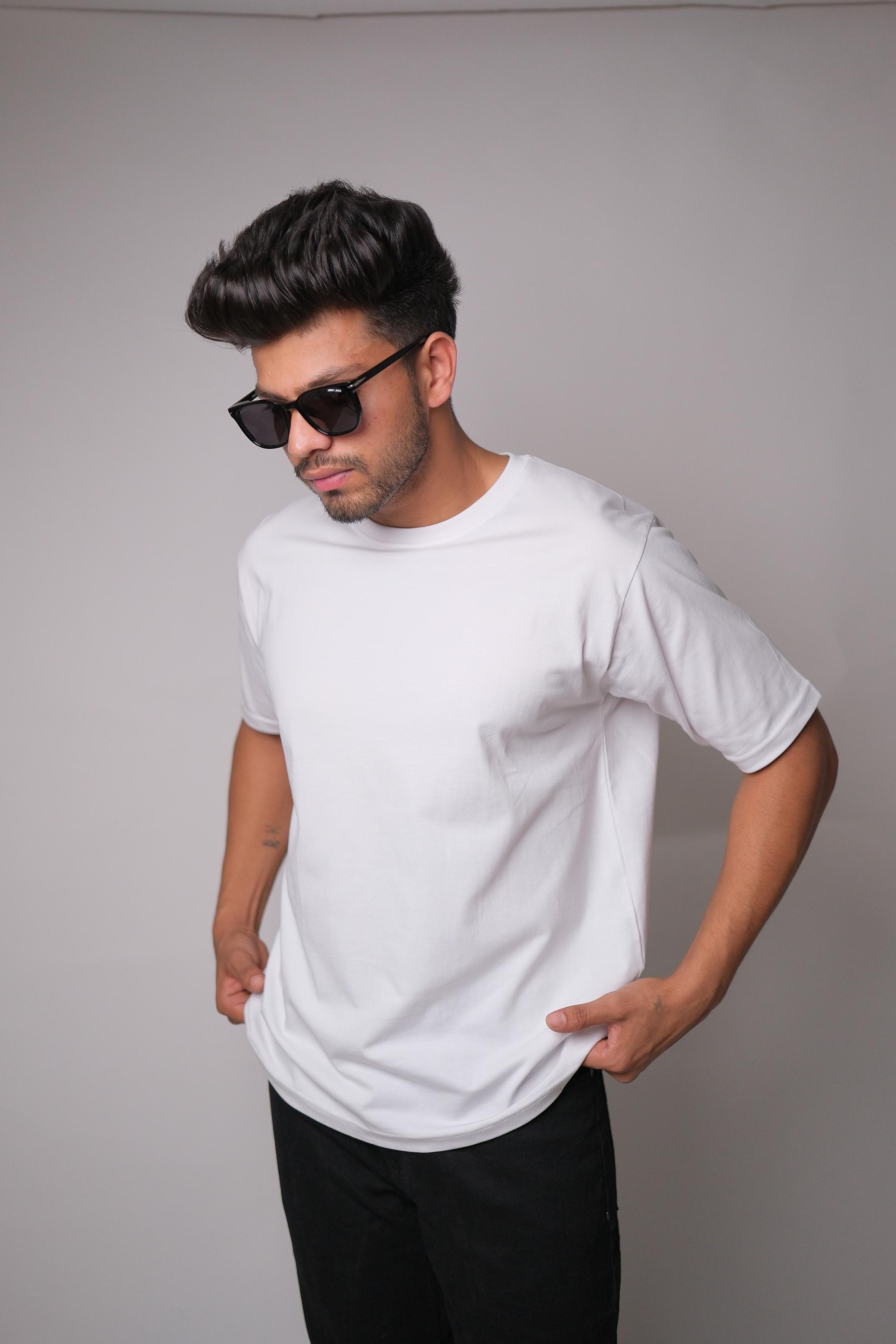 WHITE ROUND NECK SLIM FIT MEN'S T-SHIRT